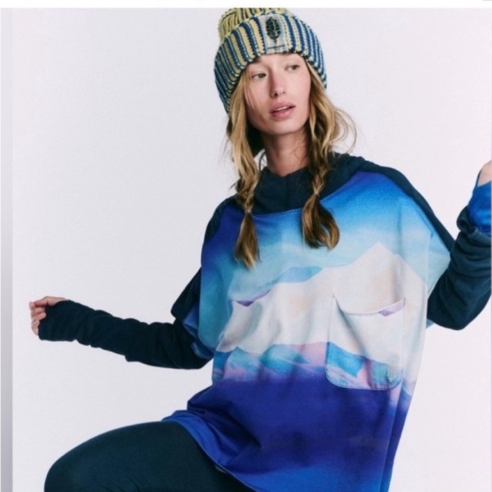 Free People Movement Hot shot Hooded Set, Blue Mountain Mist